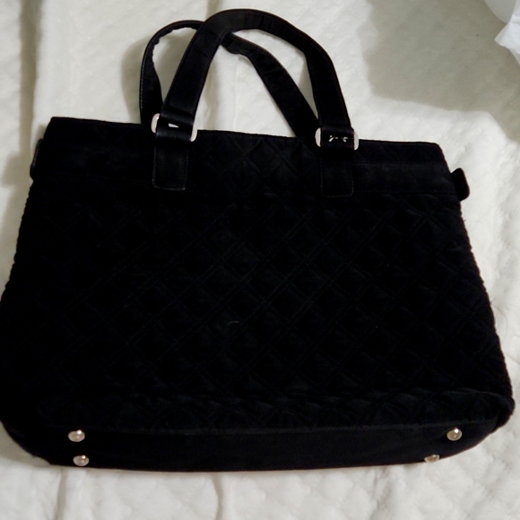 Vera Bradley Solid Quilted Handbag Purse Solid black with silver logo hardware. - Picture 8 of 14
